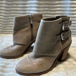 Jessica Simpson ankle booties